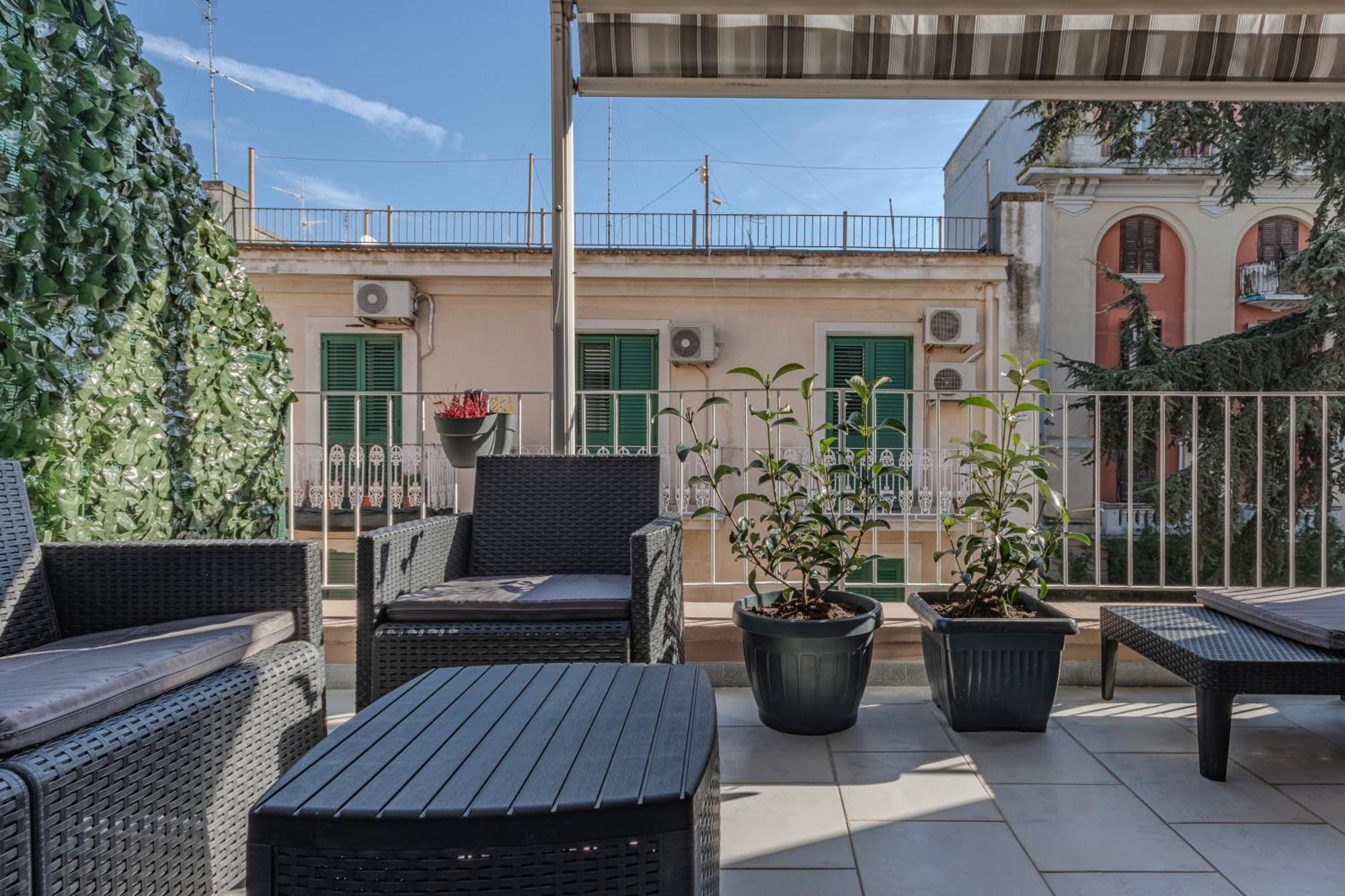 Eritrean Terrace Apartman Bari Kültér fotó